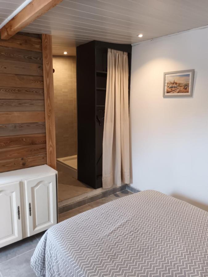 Chalet Banane Devant Piscine, A 6Km Du Festival De Piano De La Roque D'Antheron Rognes Esterno foto